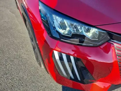 Photo 35 Peugeot 208  Hybrid 110 e-DCS6