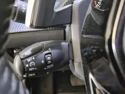 Photo 21 Peugeot 2008  BlueHDi 130 S&S EAT8