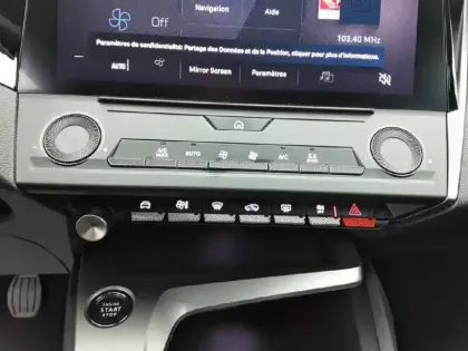 Photo 47 Peugeot 308  PureTech 110ch S&S BVM6