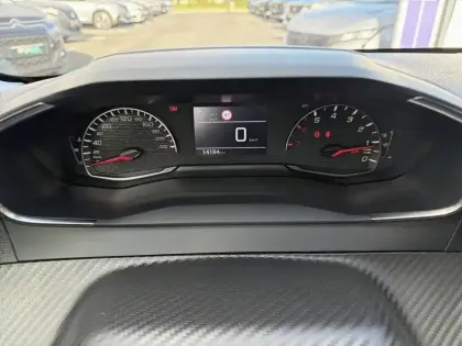 Photo 9 Peugeot 208  PureTech 75 S&S BVM5
