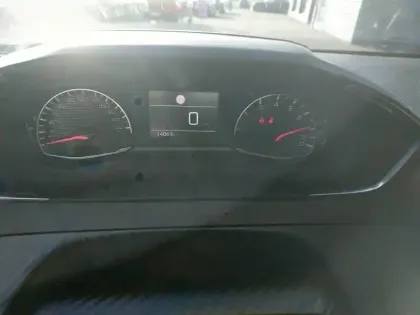 Photo 36 Peugeot 208  PureTech 75 S&S BVM5