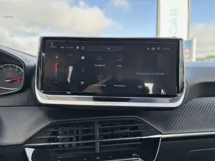 Photo 23 Peugeot 208  PureTech 75 S&S BVM5