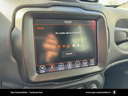 Photo 18 Jeep Renegade  1.5 Turbo T4 130 ch BVR7 e-Hybrid