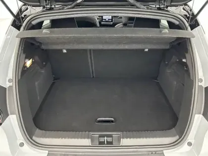 Photo 41 Renault Captur  E-Tech full hybrid 145 ch