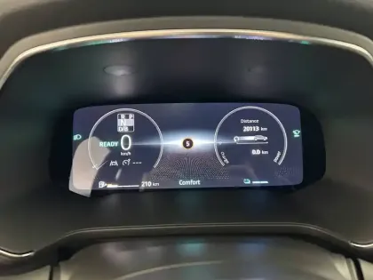 Photo 40 Renault Captur  E-Tech full hybrid 145 ch