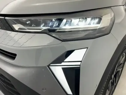 Photo 44 Renault Captur  E-Tech full hybrid 145 ch