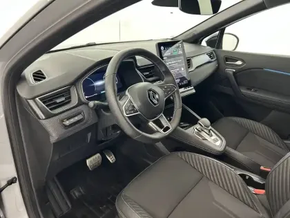 Photo 34 Renault Captur  E-Tech full hybrid 145 ch