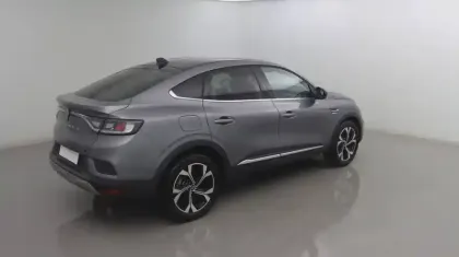 Photo 20 Renault Arkana  E-Tech full hybrid 145 GSR2