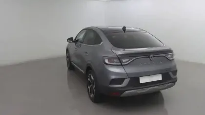 Photo 34 Renault Arkana  E-Tech full hybrid 145 GSR2