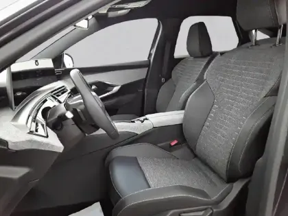 Photo 30 Peugeot 3008  Hybrid 145 e-DCS6
