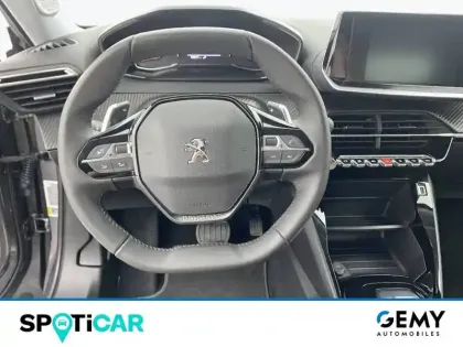 Photo 14 Peugeot 2008  PureTech 130 S&S EAT8