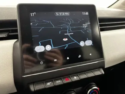 Photo 23 Renault Clio  Blue dCi 100