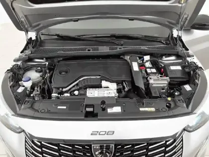 Photo 18 Peugeot 208  Hybrid 100 e-DCS6