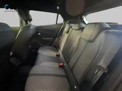 Photo 41 Peugeot 2008  Hybrid 145 e-DCS6