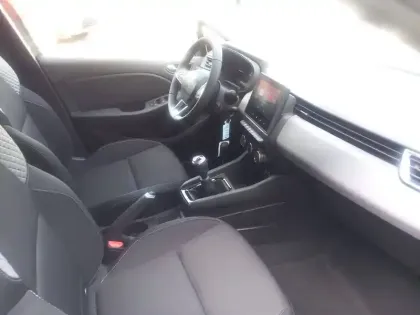 Photo 29 Renault Clio Gén. V (BJA) Ph2 Evolution 5