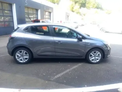 Photo 21 Renault Clio Gén. V (BJA) Ph2 Evolution 5