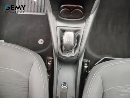 Photo 32 Peugeot 208  AFFAIRE BLUEHDI 100 S&S BVM5