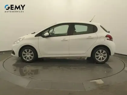 Photo 36 Peugeot 208  AFFAIRE BLUEHDI 100 S&S BVM5