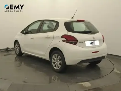 Photo 24 Peugeot 208  AFFAIRE BLUEHDI 100 S&S BVM5