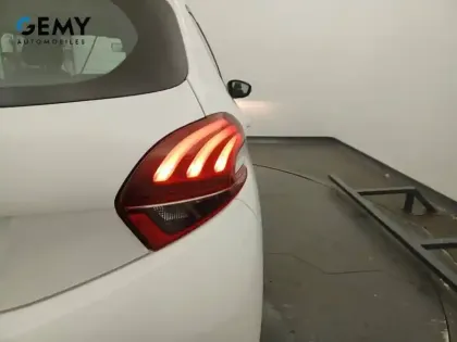 Photo 38 Peugeot 208  AFFAIRE BLUEHDI 100 S&S BVM5