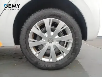 Photo 28 Peugeot 208  AFFAIRE BLUEHDI 100 S&S BVM5