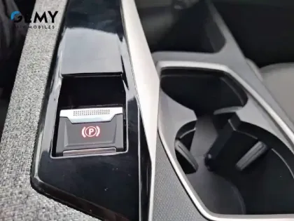 Photo 18 Peugeot 3008  Hybrid 145 e-DCS6