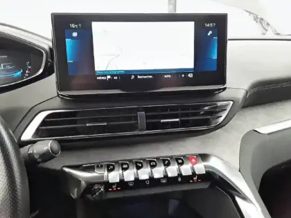 Photo 14 Peugeot 3008  Hybrid 225 e-EAT8