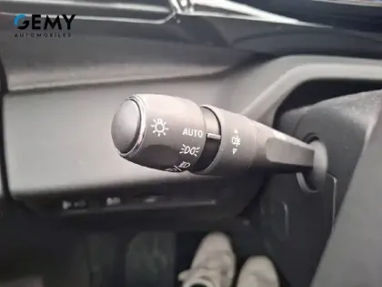 Photo 105 Peugeot 308  SW Electrique 54 kWh 156ch
