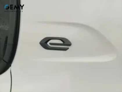 Photo 40 Peugeot 208  Electrique 50 kWh 136ch