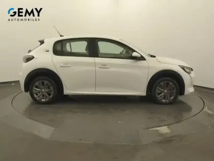 Photo 23 Peugeot 208  Electrique 50 kWh 136ch