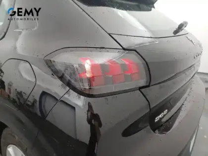 Photo 37 Peugeot 208  BlueHDi 100 S&S BVM6