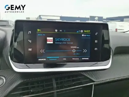 Photo 15 Peugeot 2008  Electrique 136 ch