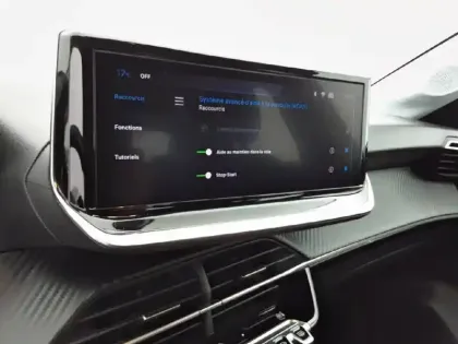 Photo 19 Peugeot 208  PureTech 75 S&S BVM5