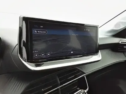 Photo 21 Peugeot 208  PureTech 75 S&S BVM5