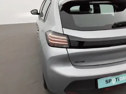 Photo 16 Peugeot 208  PureTech 75 S&S BVM5