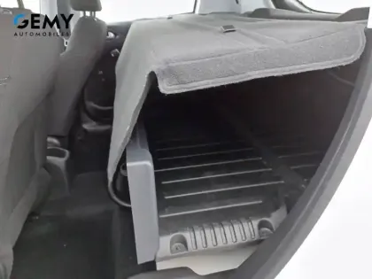 Photo 9 Peugeot 208  AFFAIRE BLUEHDI 100 S&S BVM5