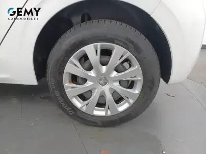 Photo 26 Peugeot 208  AFFAIRE BLUEHDI 100 S&S BVM5