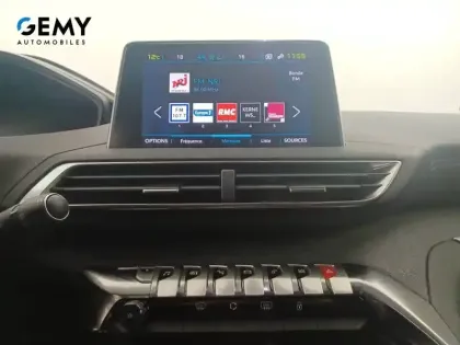 Photo 13 Peugeot 3008  Hybrid 225 e-EAT8