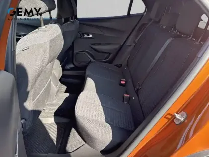 Photo 43 Peugeot 2008  Electrique 136 ch