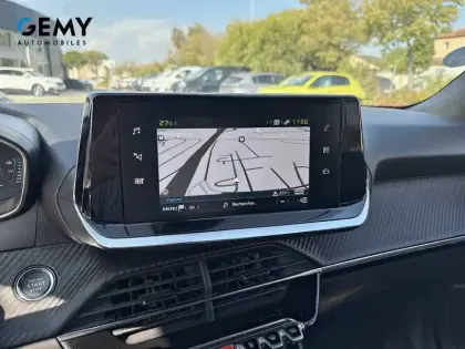 Photo 59 Peugeot 2008  Electrique 136 ch