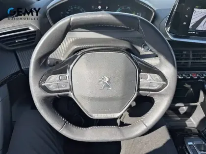 Photo 55 Peugeot 2008  Electrique 136 ch