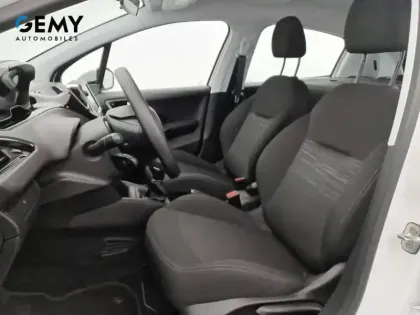 Photo 25 Peugeot 208  AFFAIRE BLUEHDI 100 S&S BVM5