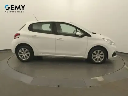 Photo 20 Peugeot 208  AFFAIRE BLUEHDI 100 S&S BVM5