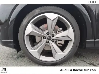 Photo 6 Audi Q4  e-tron 45 285 ch 82 kWh