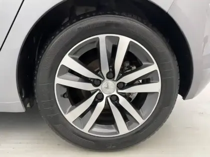 Photo 46 Peugeot 308  PureTech 110ch S&S BVM6