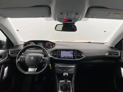 Photo 89 Peugeot 308  PureTech 110ch S&S BVM6