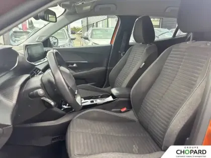 Photo 31 Peugeot 2008  Electrique 136 ch