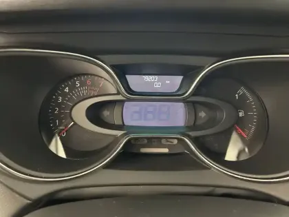 Photo 16 Renault Captur  TCe 90