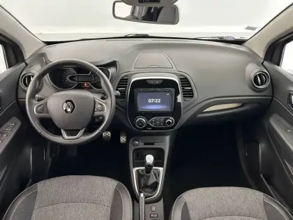 Photo 24 Renault Captur  TCe 90