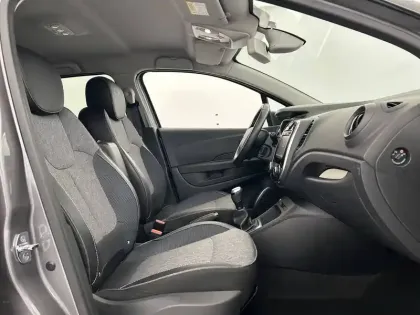 Photo 13 Renault Captur  TCe 90